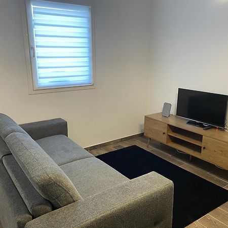 Studio Bien Situe & Tout Equipe Dans Une Maison Scionzier Zewnętrze zdjęcie